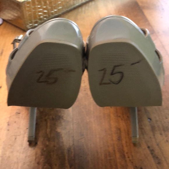 Make Me A Offer! WildDiva shoes - Picture 3 of 4